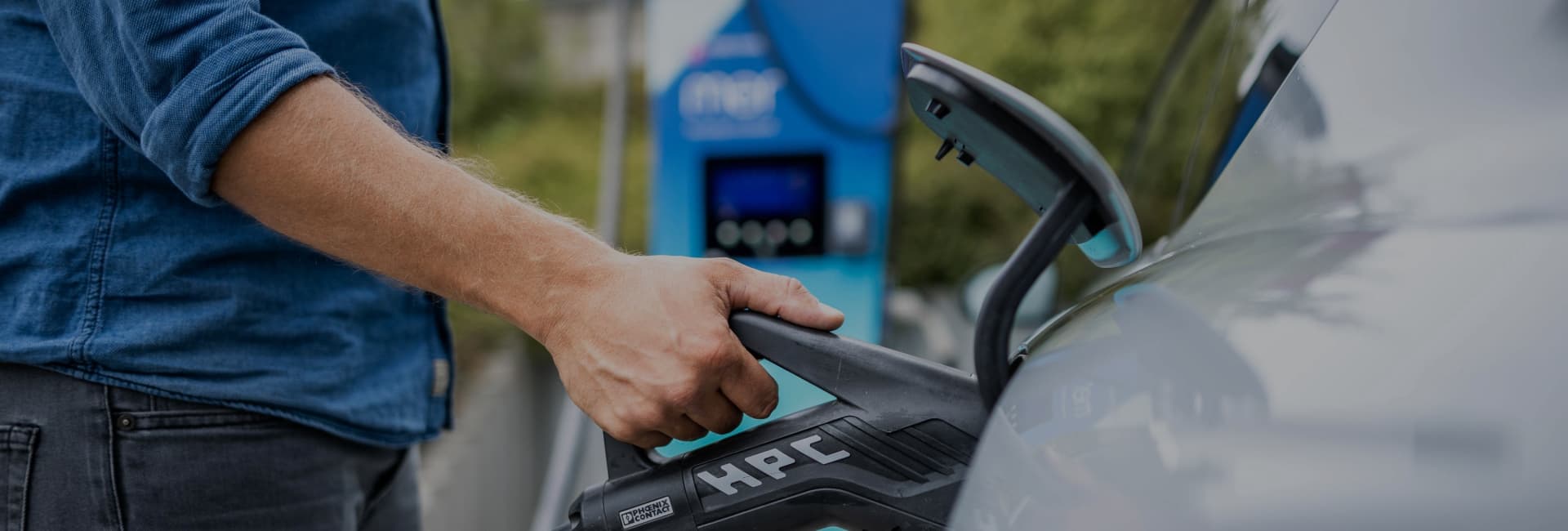 Mer Charging logotyp