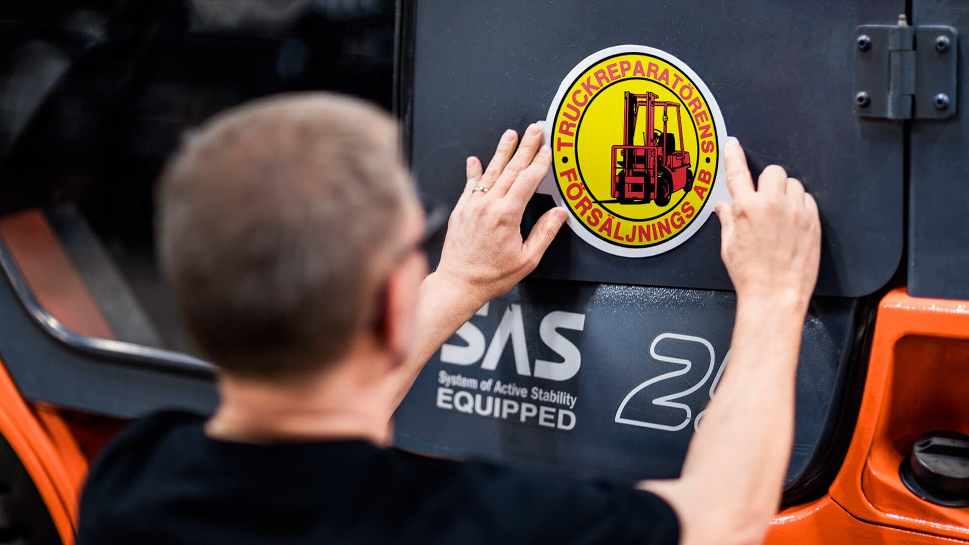Truckreparatören logotyp