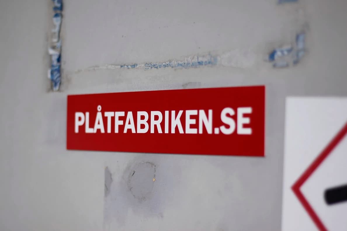 Plåtbutik av måttanpassade plåtprofiler logotyp